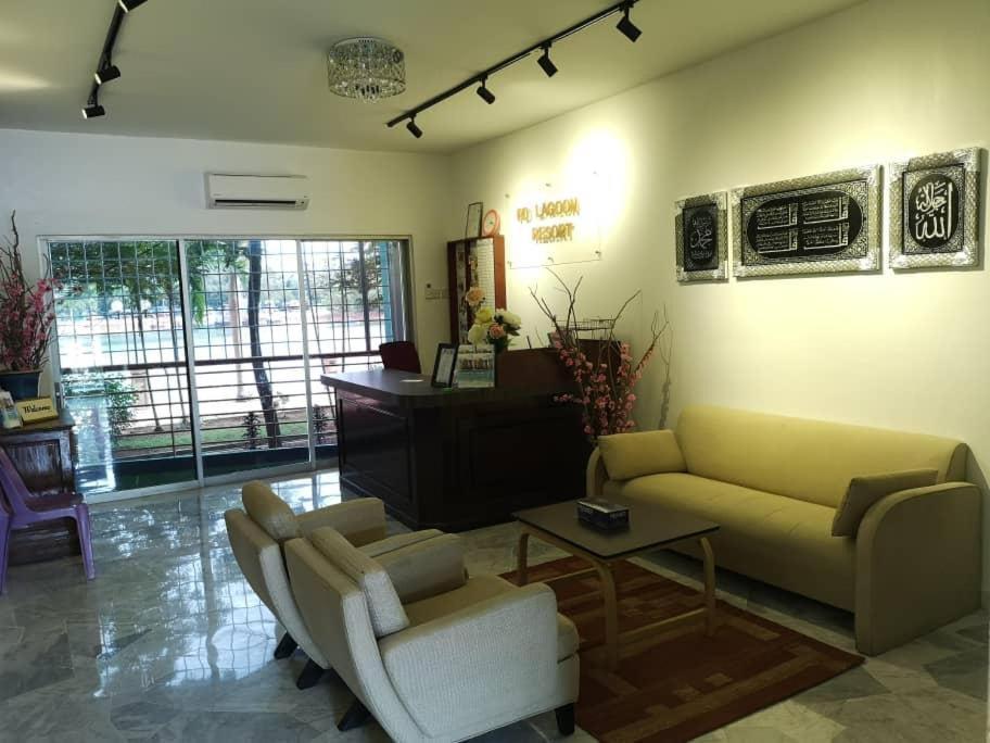 Pd Lagoon Resort Port Dickson Extérieur photo